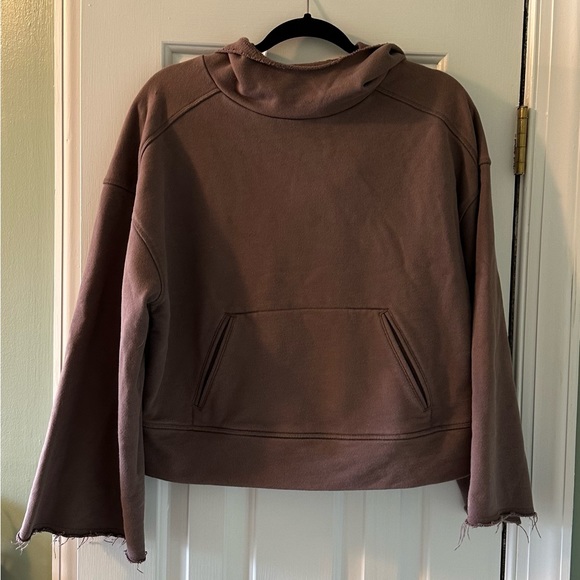 ALO sweatshirt - Picture 3 of 5